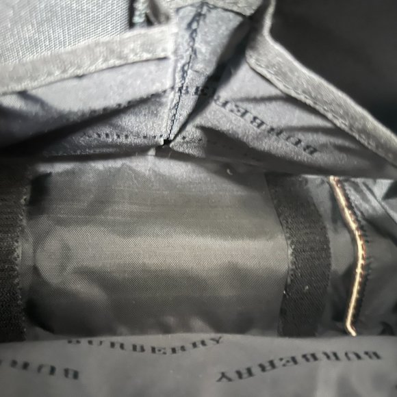 Burberry Nova Check Handbag - EUC Authentic - Picture 11 of 14